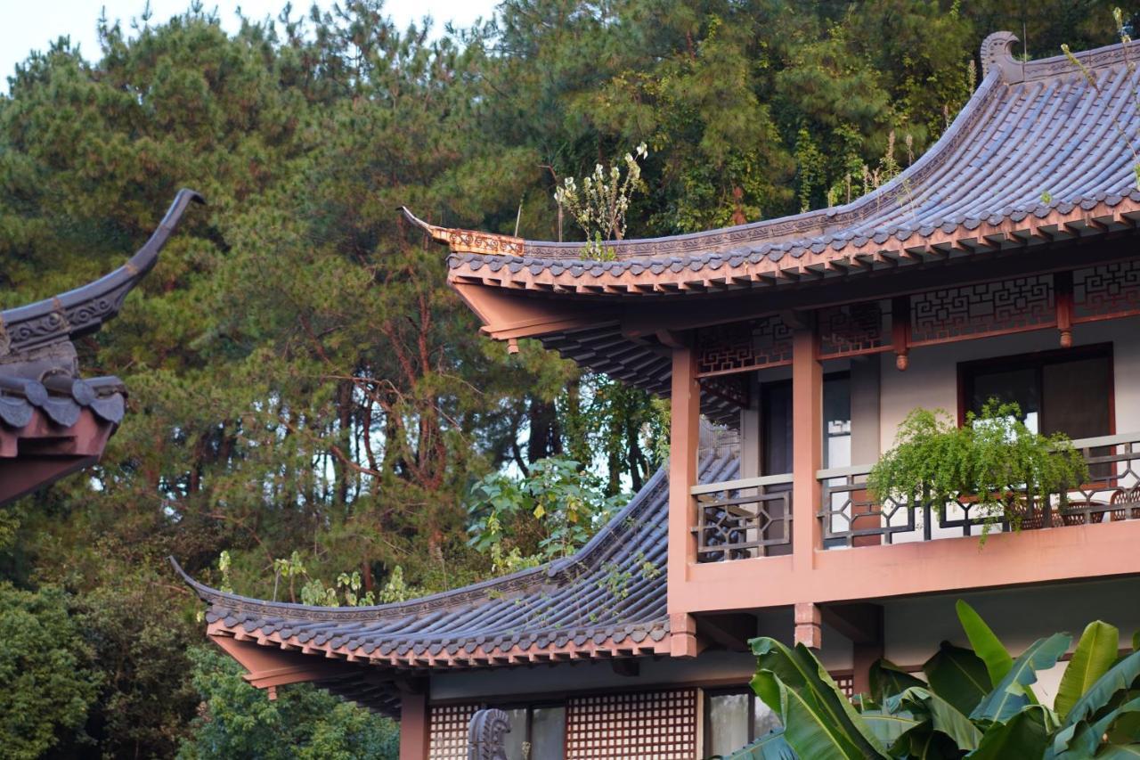 Guilin Yi Characteristic Hotel Coltd Dış mekan fotoğraf