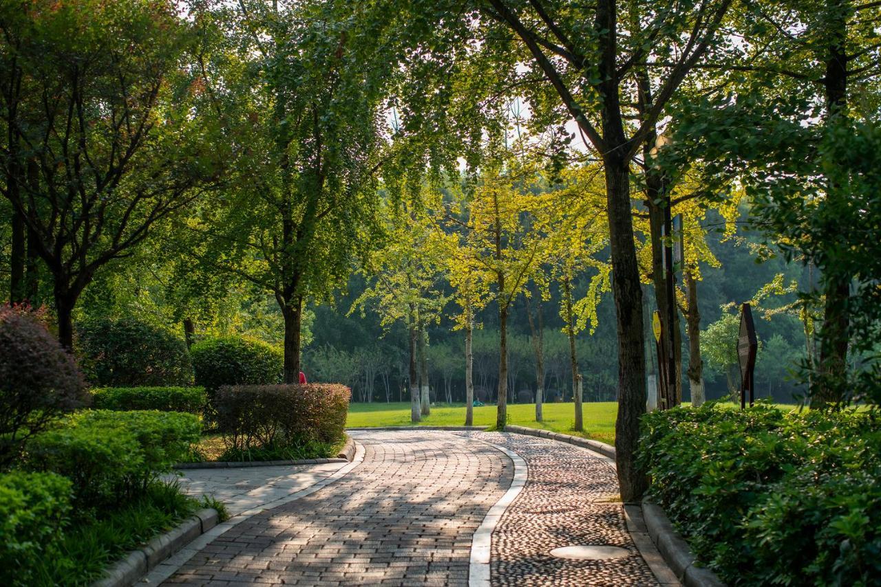 Guilin Yi Characteristic Hotel Coltd Dış mekan fotoğraf