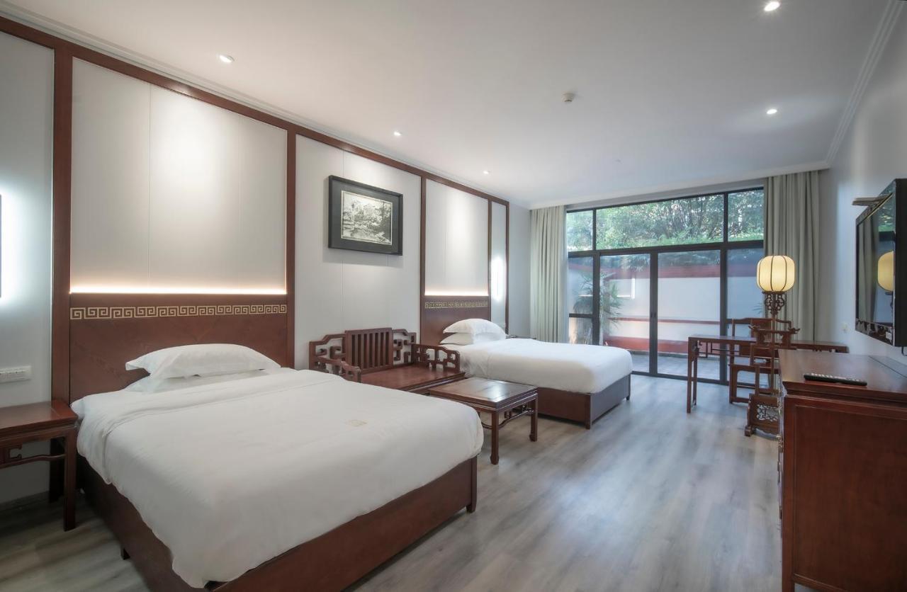 Guilin Yi Characteristic Hotel Coltd Dış mekan fotoğraf