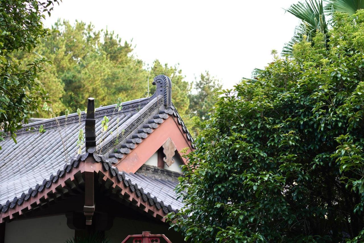 Guilin Yi Characteristic Hotel Coltd Dış mekan fotoğraf