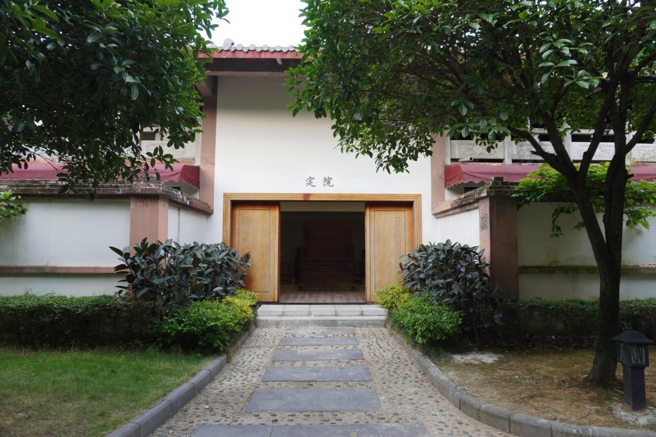 Guilin Yi Characteristic Hotel Coltd Dış mekan fotoğraf