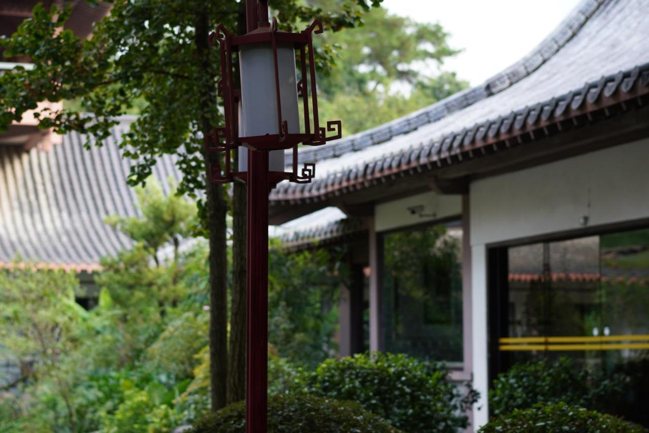 Guilin Yi Characteristic Hotel Coltd Dış mekan fotoğraf