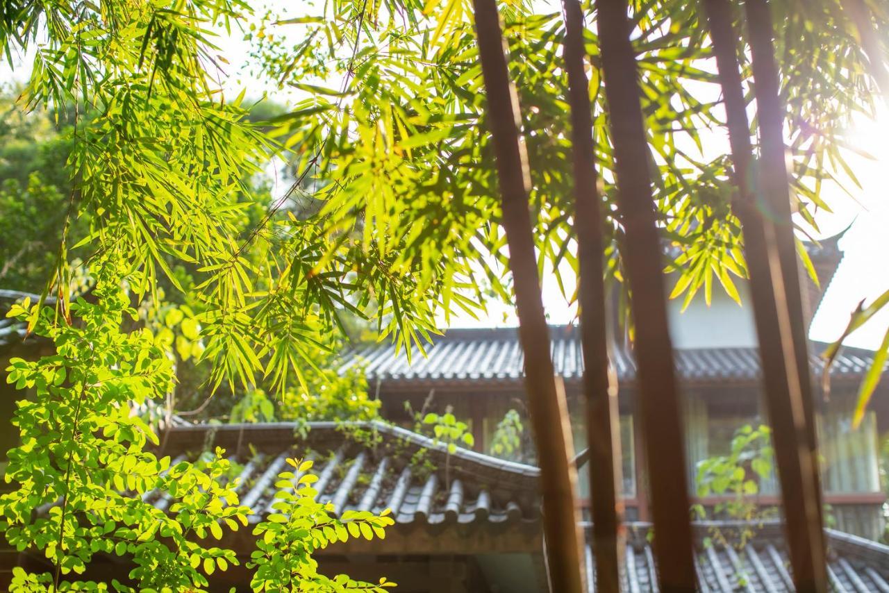 Guilin Yi Characteristic Hotel Coltd Dış mekan fotoğraf
