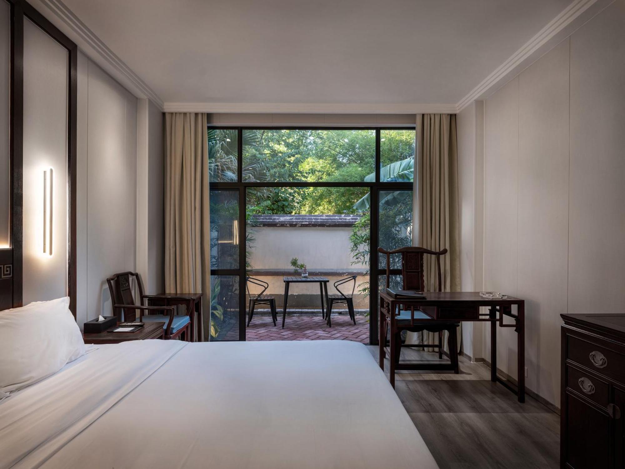 Guilin Yi Characteristic Hotel Coltd Dış mekan fotoğraf